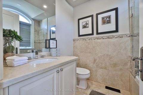 Photo 35 at 453 Glengrove Avenue W, Forest Hill North, Toronto