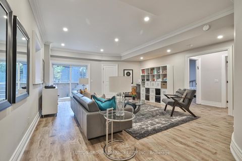 Photo 37 at 453 Glengrove Avenue W, Forest Hill North, Toronto