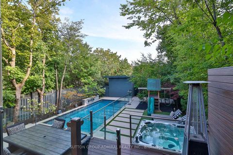Photo 39 at 453 Glengrove Avenue W, Forest Hill North, Toronto