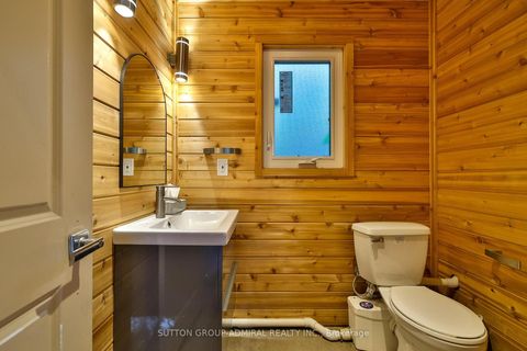 Photo 43 at 453 Glengrove Avenue W, Forest Hill North, Toronto