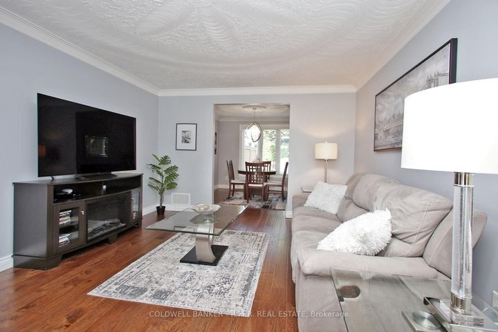 Photo 6 at 531 Nipigon Street, McLaughlin, Oshawa