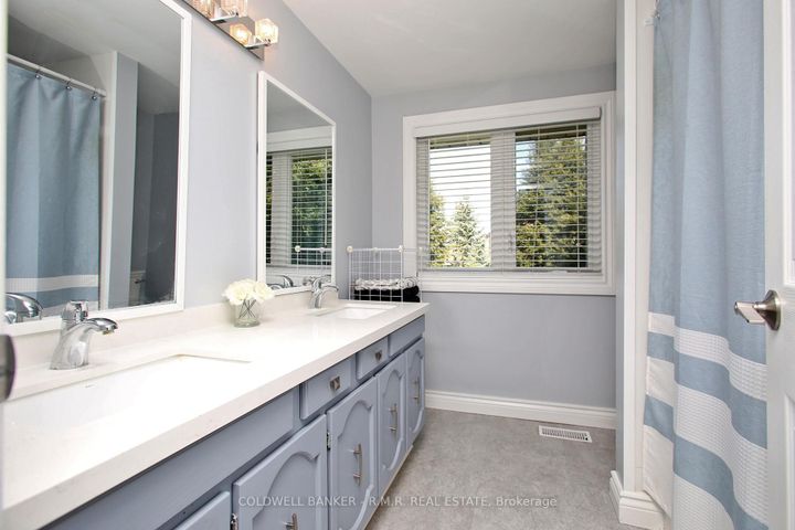 Photo 25 at 531 Nipigon Street, McLaughlin, Oshawa