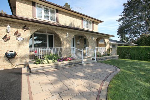 Photo 2 at 531 Nipigon Street, McLaughlin, Oshawa