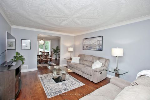 Photo 7 at 531 Nipigon Street, McLaughlin, Oshawa