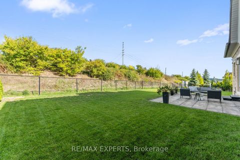 Photo 48 at 41 Annsleywood Court, Kleinburg, Vaughan