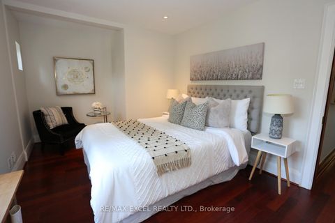 Photo 14 at 577 Hillsdale Avenue E, Mount Pleasant East, Toronto