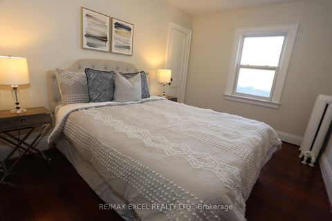 Photo 15 at 577 Hillsdale Avenue E, Mount Pleasant East, Toronto