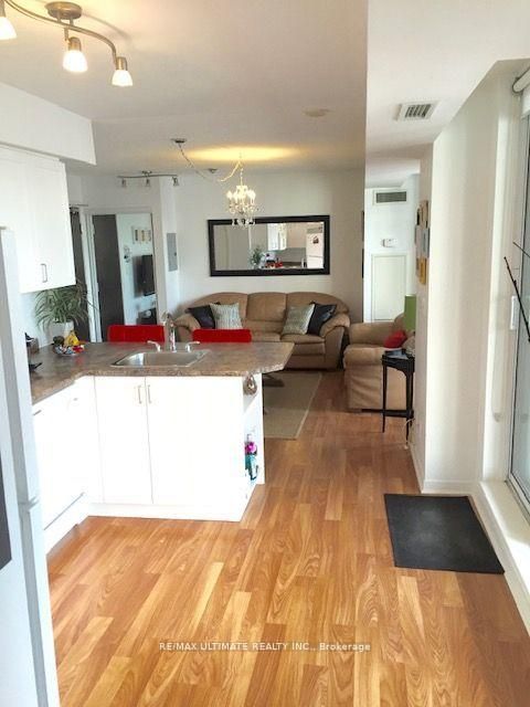 Photo 3 at 809 - 76 Shuter Street, Yonge Corridor, Toronto