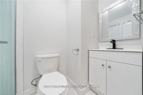 Photo 9 at 244 Ellen Davidson Drive, GO Glenorchy, Oakville