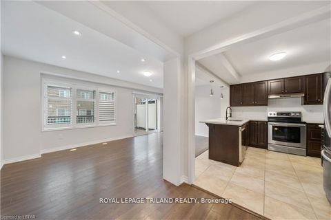 Photo 15 at 244 Ellen Davidson Drive, GO Glenorchy, Oakville