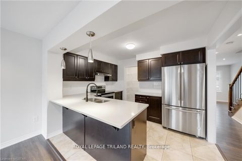 Photo 16 at 244 Ellen Davidson Drive, GO Glenorchy, Oakville