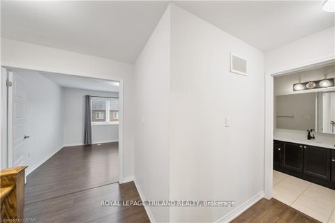 Photo 26 at 244 Ellen Davidson Drive, GO Glenorchy, Oakville