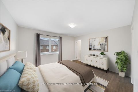 Photo 28 at 244 Ellen Davidson Drive, GO Glenorchy, Oakville