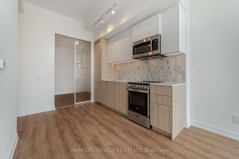 Photo 8 at 317 - 500 Dupont Street, Annex, Toronto