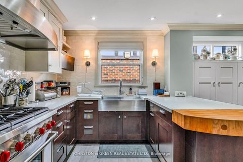 Photo 5 at 1 Woodvale Crescent, East York, Toronto