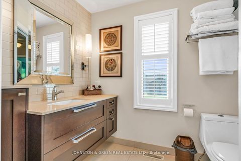 Photo 31 at 1 Woodvale Crescent, East York, Toronto