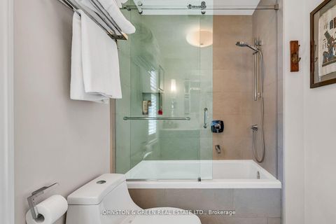 Photo 32 at 1 Woodvale Crescent, East York, Toronto