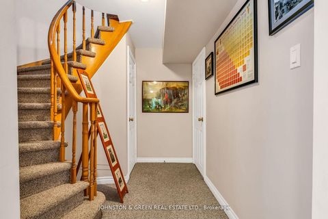 Photo 34 at 1 Woodvale Crescent, East York, Toronto