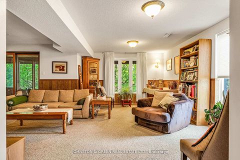 Photo 36 at 1 Woodvale Crescent, East York, Toronto