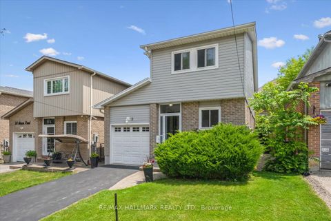 Photo 3 at 9 Mason Road, Scarborough Village, Toronto