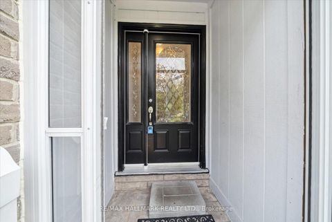 Photo 4 at 9 Mason Road, Scarborough Village, Toronto