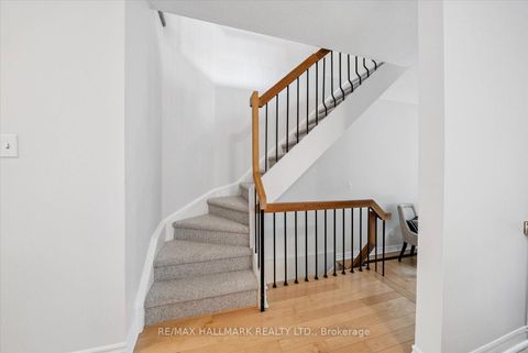 Photo 6 at 9 Mason Road, Scarborough Village, Toronto