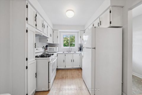 Photo 15 at 9 Mason Road, Scarborough Village, Toronto