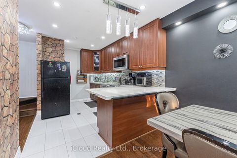 Photo 6 at 10 - 40 Rabbit Lane, West Deane, Toronto