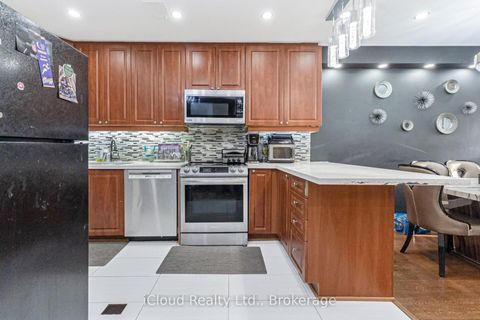 Photo 7 at 10 - 40 Rabbit Lane, West Deane, Toronto