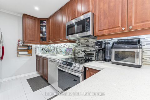 Photo 8 at 10 - 40 Rabbit Lane, West Deane, Toronto