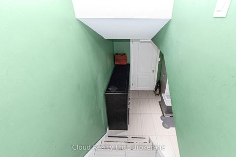 Photo 19 at 10 - 40 Rabbit Lane, West Deane, Toronto
