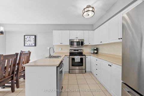 Photo 7 at 648 Society Crescent, Summerhill Estates, Newmarket