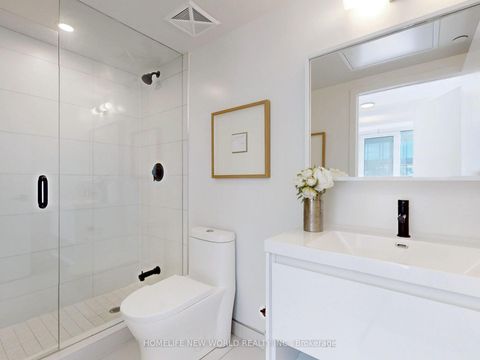 Photo 17 at LPH03 - 2 Augusta Avenue, Waterfront Communities C1, Toronto