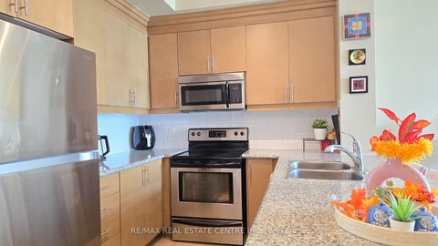 Photo 21 at PH207 - 18 Harding Boulevard, Harding, Richmond Hill