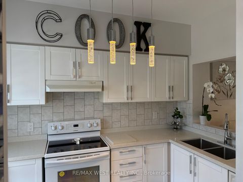 Photo 9 at 22 - 630 Evans Avenue, Alderwood, Toronto