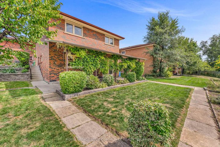 Photo 41 at 6 Hentob Court, Beaumonde Heights, Toronto