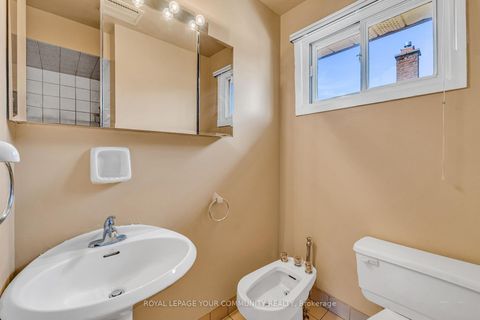 Photo 16 at 6 Hentob Court, Beaumonde Heights, Toronto