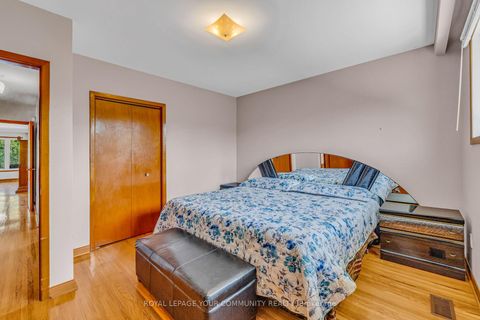 Photo 22 at 6 Hentob Court, Beaumonde Heights, Toronto