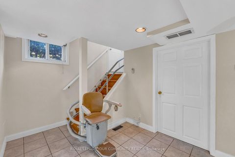 Photo 23 at 6 Hentob Court, Beaumonde Heights, Toronto