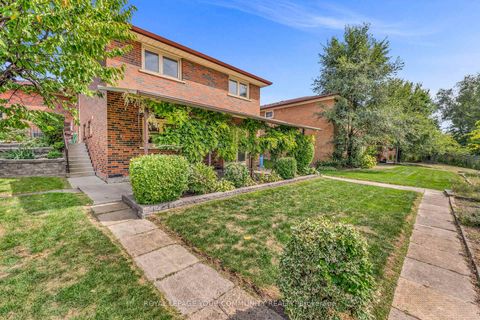 Photo 41 at 6 Hentob Court, Beaumonde Heights, Toronto