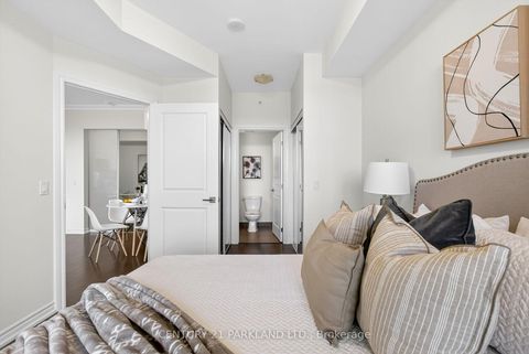 Photo 14 at 603 - 23 Glebe Road W, Eglinton, Toronto