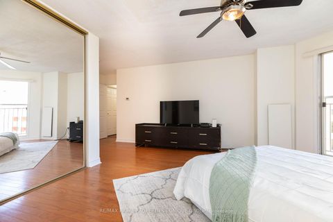 Photo 16 at 808 - 18 Concorde Place, Don Mills, Toronto
