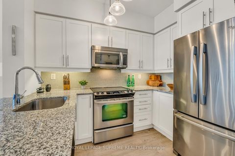 Photo 5 at 2305 - 125 Western Battery Road, Niagara, Toronto