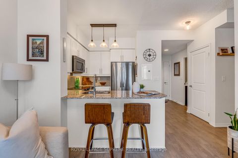 Photo 8 at 2305 - 125 Western Battery Road, Niagara, Toronto