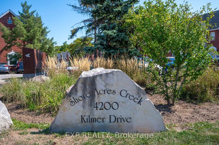 Photo 4 at 64 - 4200 Kilmer Drive, Tansley, Burlington