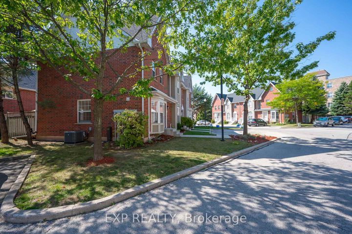 Photo 6 at 64 - 4200 Kilmer Drive, Tansley, Burlington