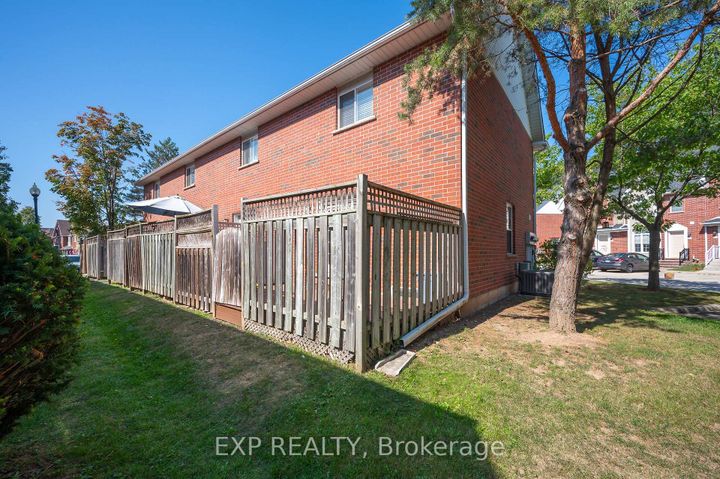 Photo 32 at 64 - 4200 Kilmer Drive, Tansley, Burlington