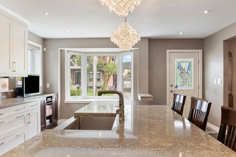 Photo 5 at 479 Hounslow Avenue, Willowdale West, Toronto