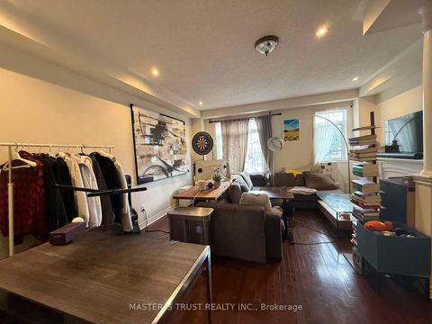 Photo 2 at 63 Routliffe Lane, Newtonbrook West, Toronto