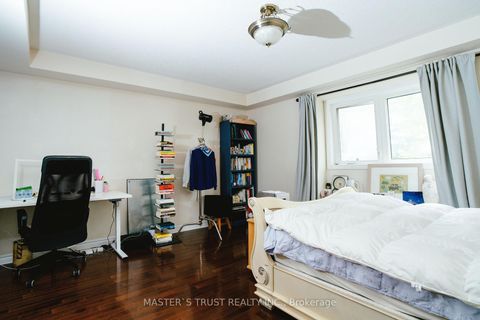 Photo 6 at 63 Routliffe Lane, Newtonbrook West, Toronto